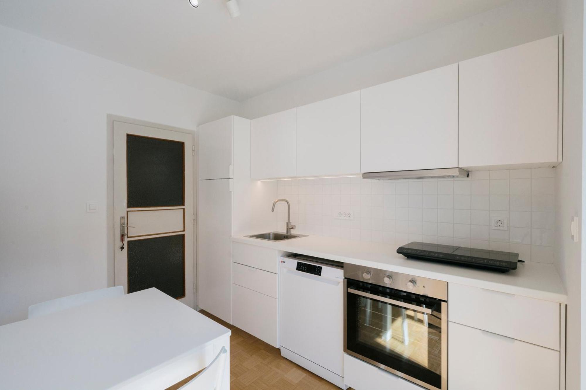 Ljubljana C17 4-Bedroom Private Row House With Garden And Parking Exterior foto